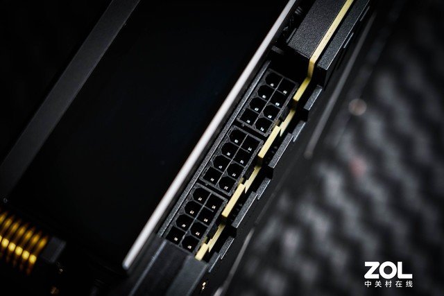 iGame RTX 3090九段评测 显卡界最高待遇